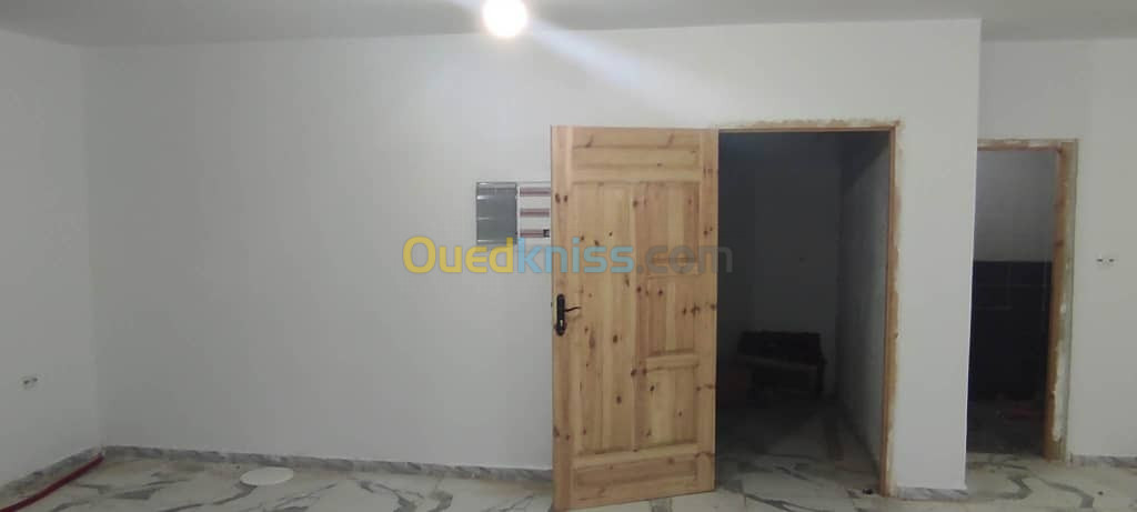 Location Niveau De Villa F1 Chlef Oued fodda