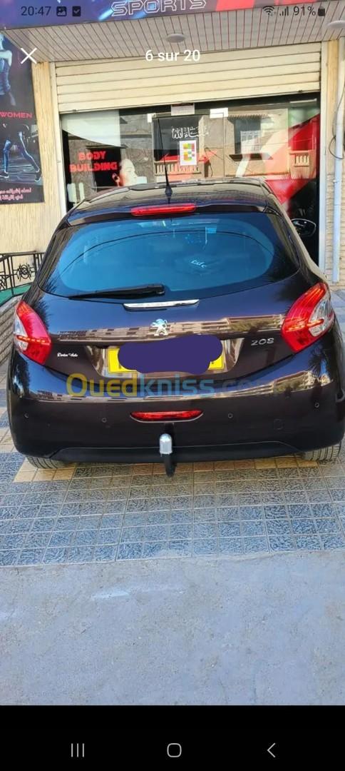 Peugeot 208 2014 Allure