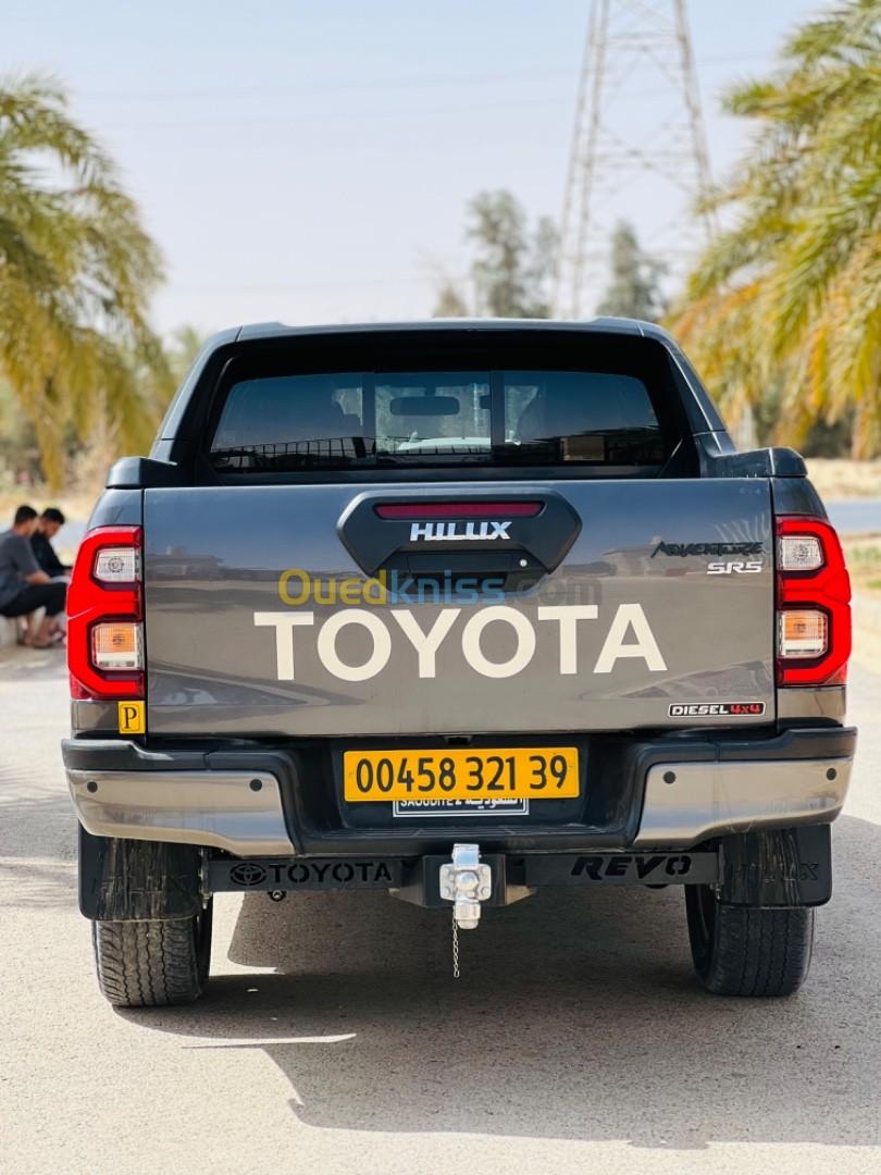 Toyota Hilux 2021 Adventure