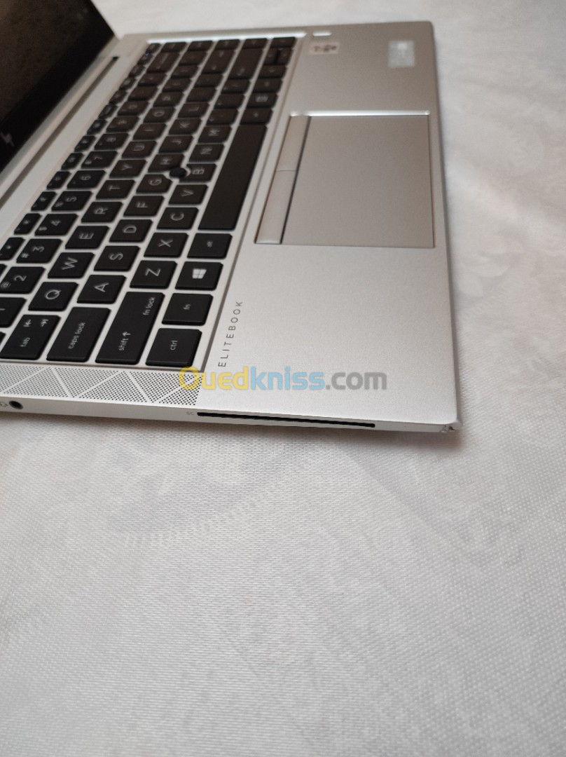 HP Elitebook 840 G7 i5 10eme generation 16GB RAM 256SSD