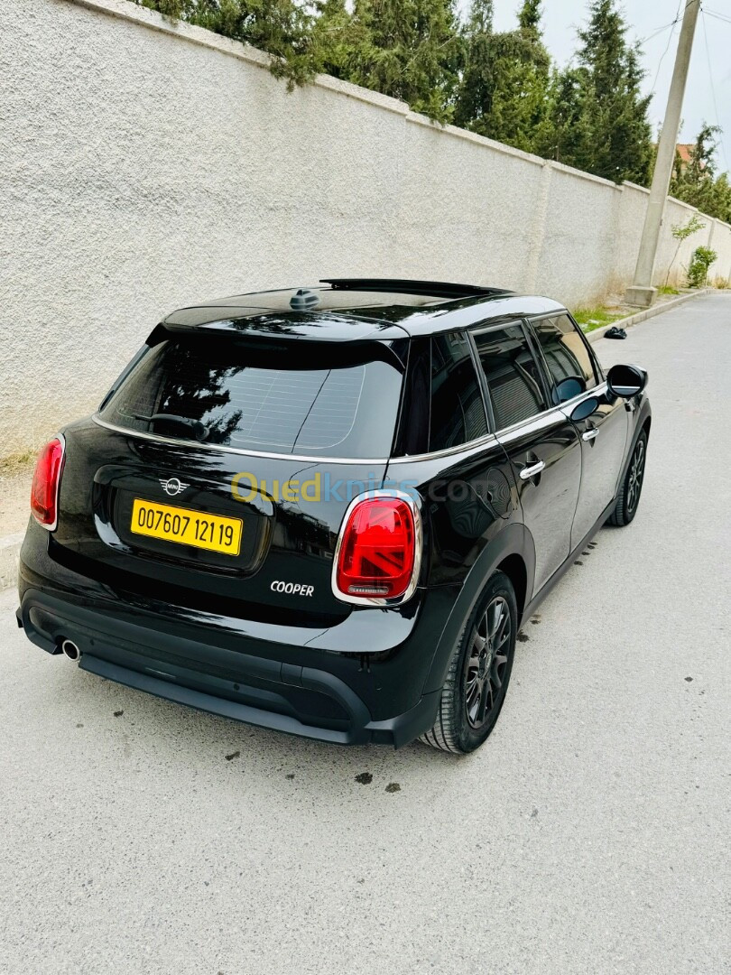 Mini Cooper hatch F55 2021 5 PORTES COOPER 136 CH EDITION CAMDEN BVM6 viber /whatsapp 0033767226657