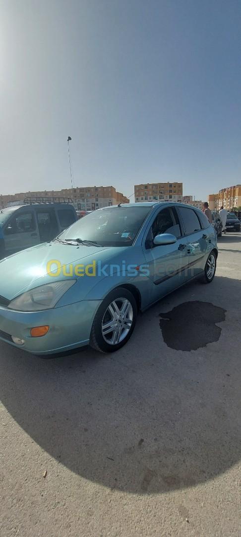 Ford Focus 4 portes 2003 Focus 4 portes