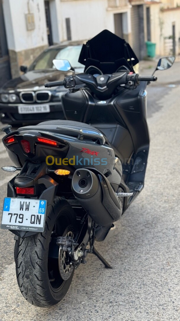 Yamaha Tmax 560 2022