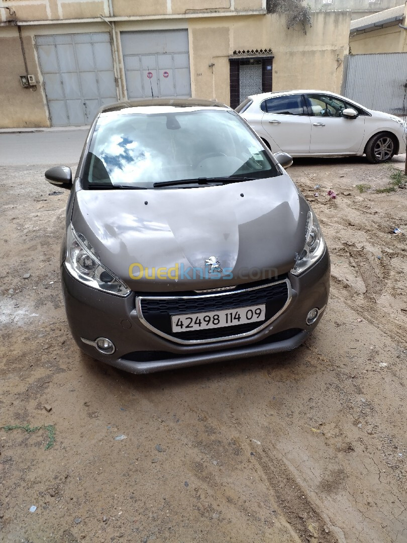 Peugeot 208 2014 Allure