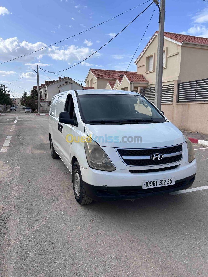 Hyundai H1 2012 Tolé