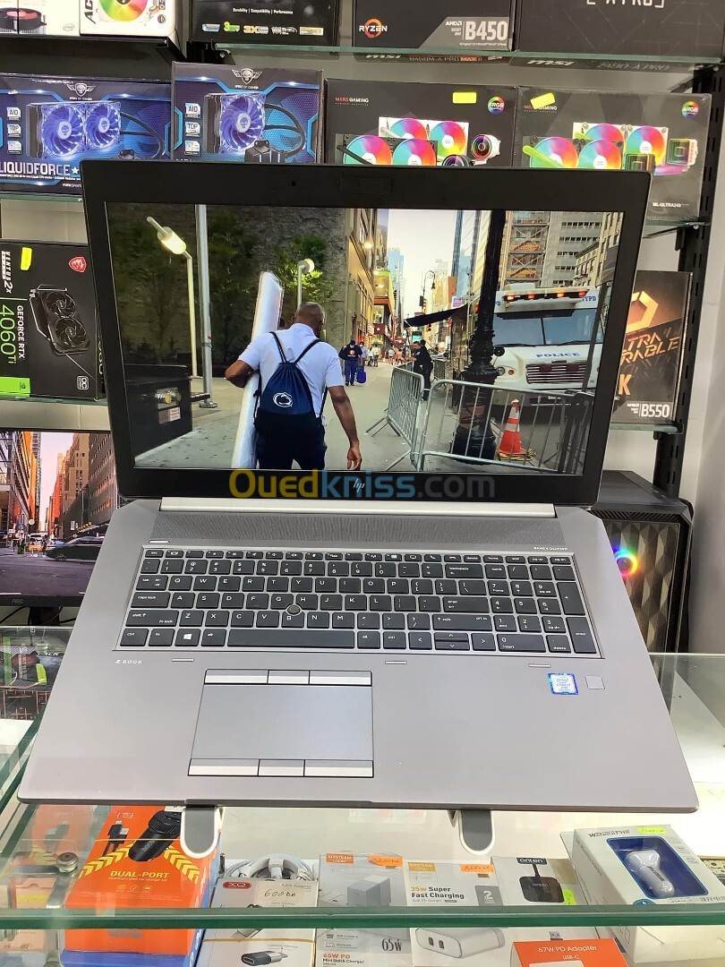 HP ZBOOK17