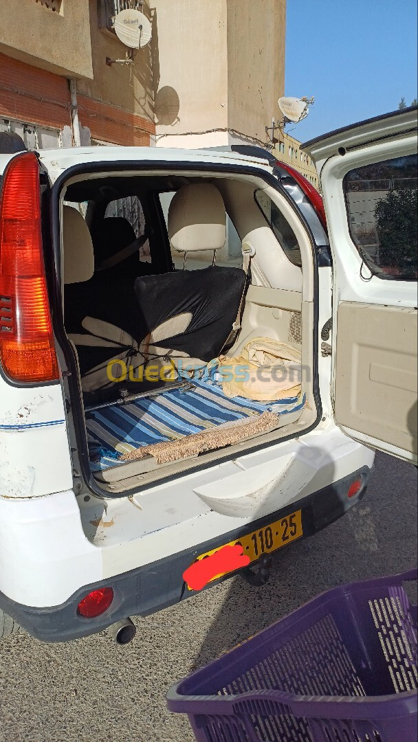 Zotye Nomad 2 2010 Luxe