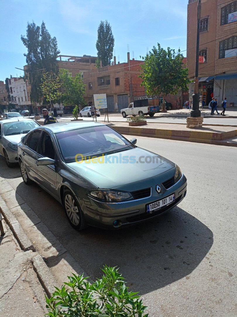 Renault Laguna 2 2001 Privelage