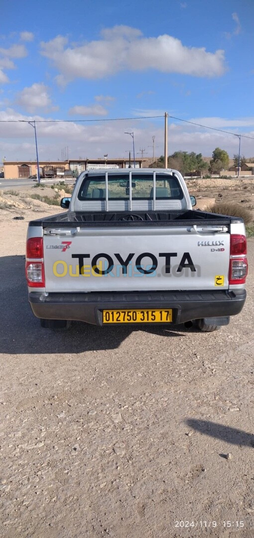 Toyota Hilux 2015 LEGEND DC 4x2