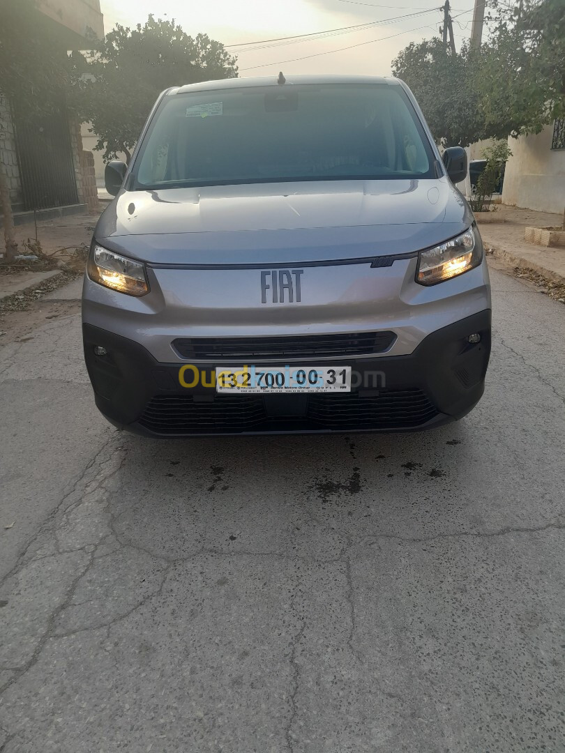 Fiat doblo 2024 commerciel