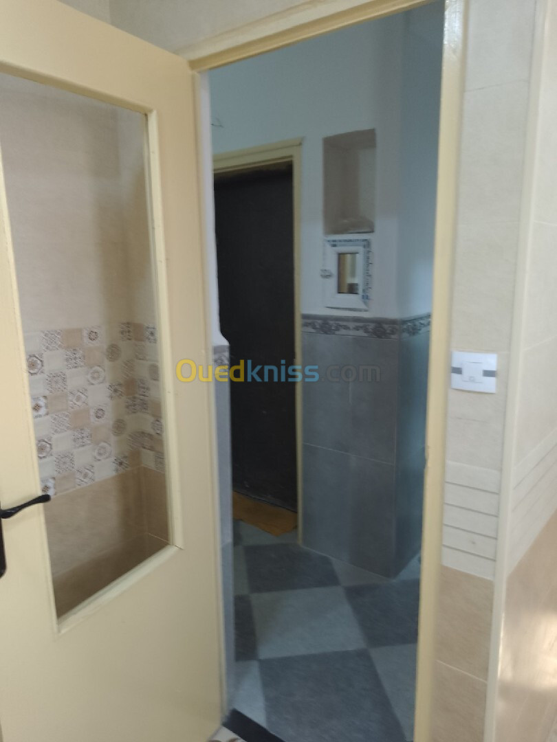 Vente Appartement F3 Alger Ain naadja