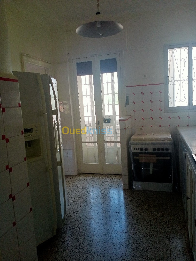 Location Niveau De Villa F4 Alger Hydra