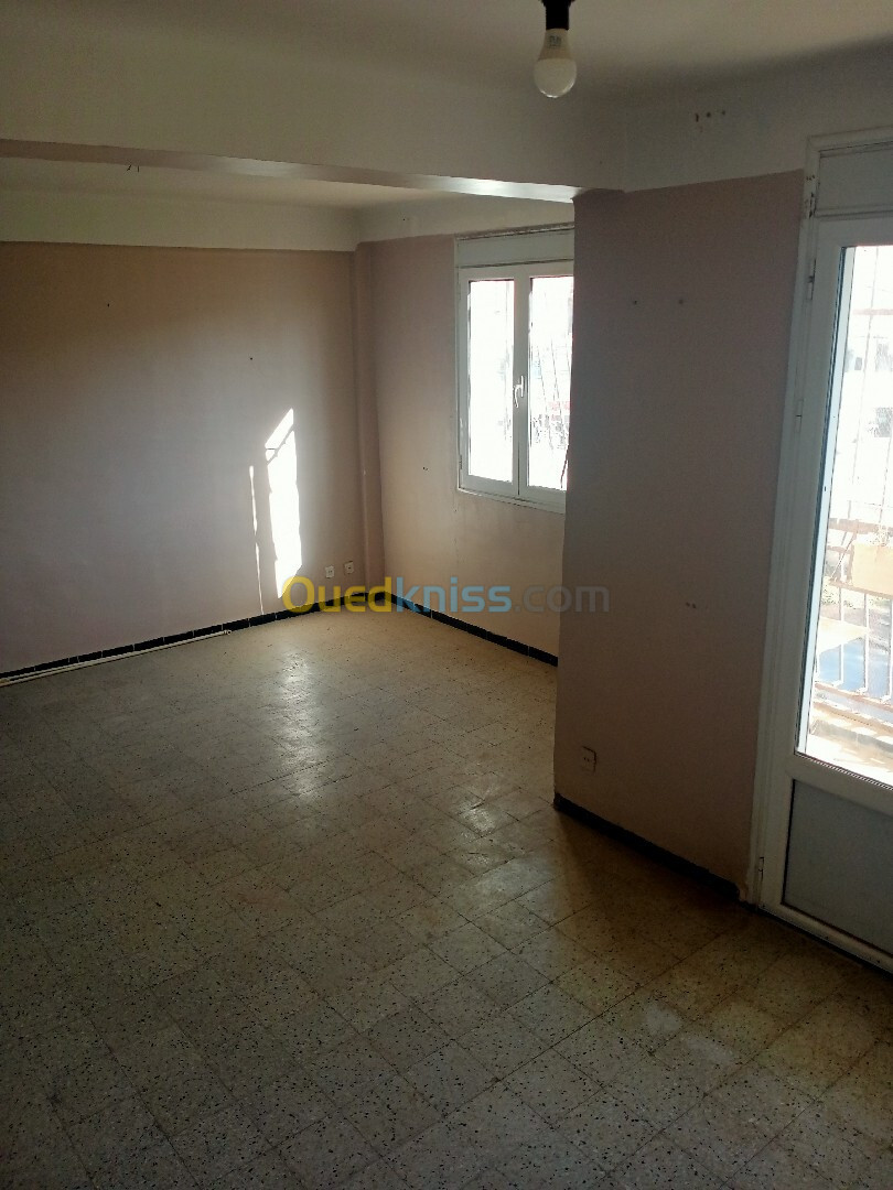 Vente Appartement F5 Alger Bouzareah