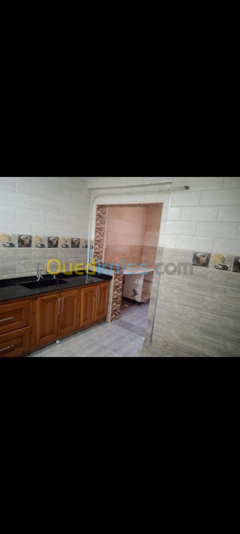 Location Appartement F4 Alger Zeralda