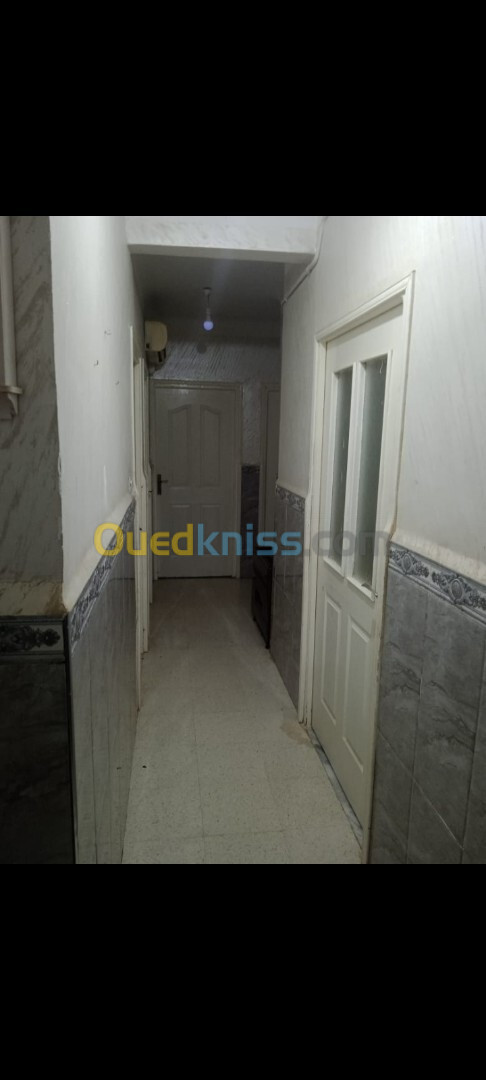 Location Appartement F4 Alger Zeralda