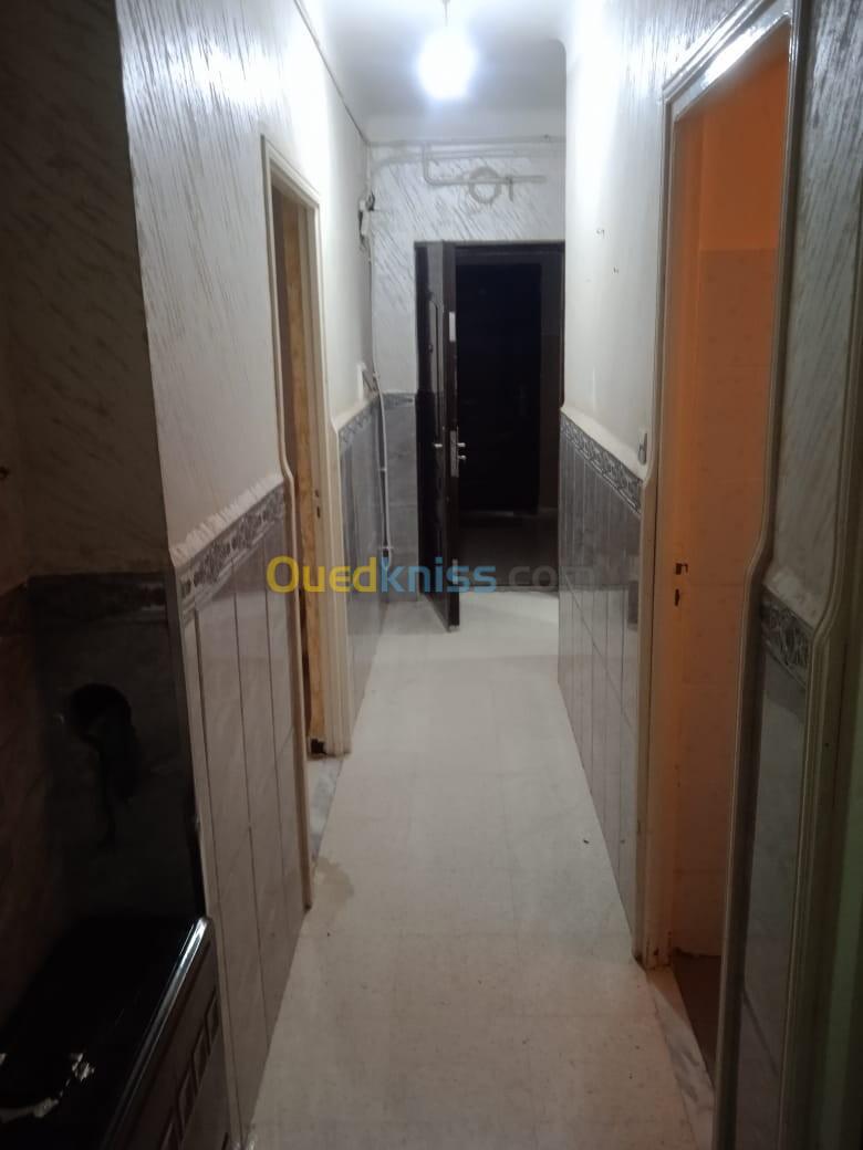 Location Appartement F4 Alger Mahelma