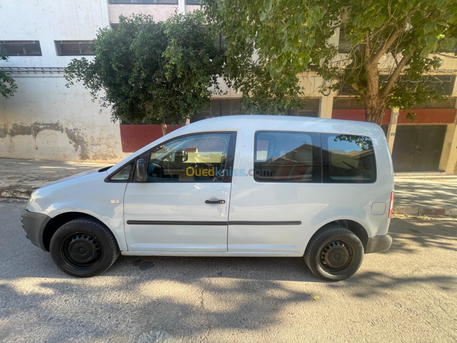 Volkswagen Caddy 2010 