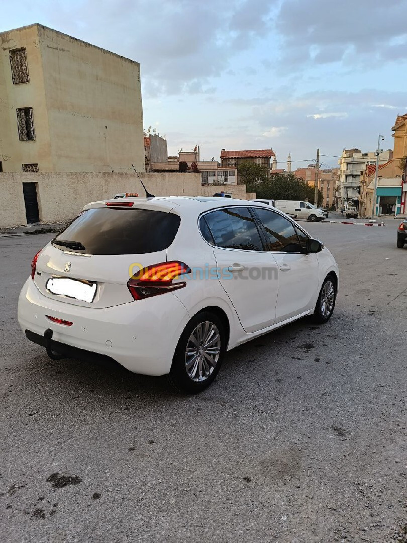 Peugeot 208 2019 Allure Facelift