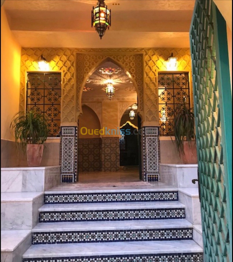 Location vacances Niveau De Villa F6 Alger Cheraga