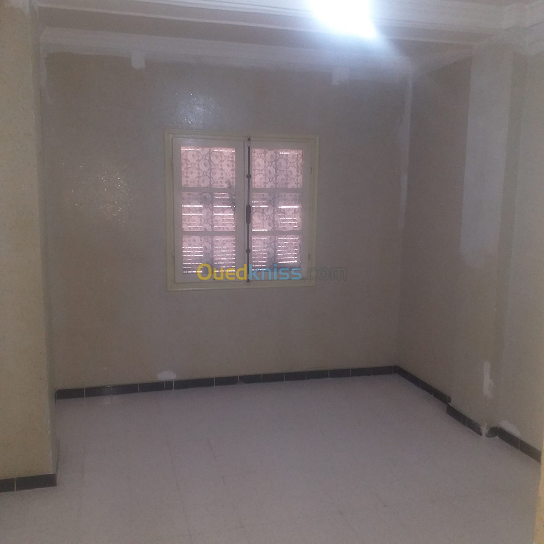 Vente Appartement F03 Annaba Annaba