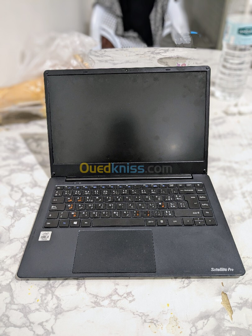 Toshiba Satellite i3 10eme 8gb 128 ssd 