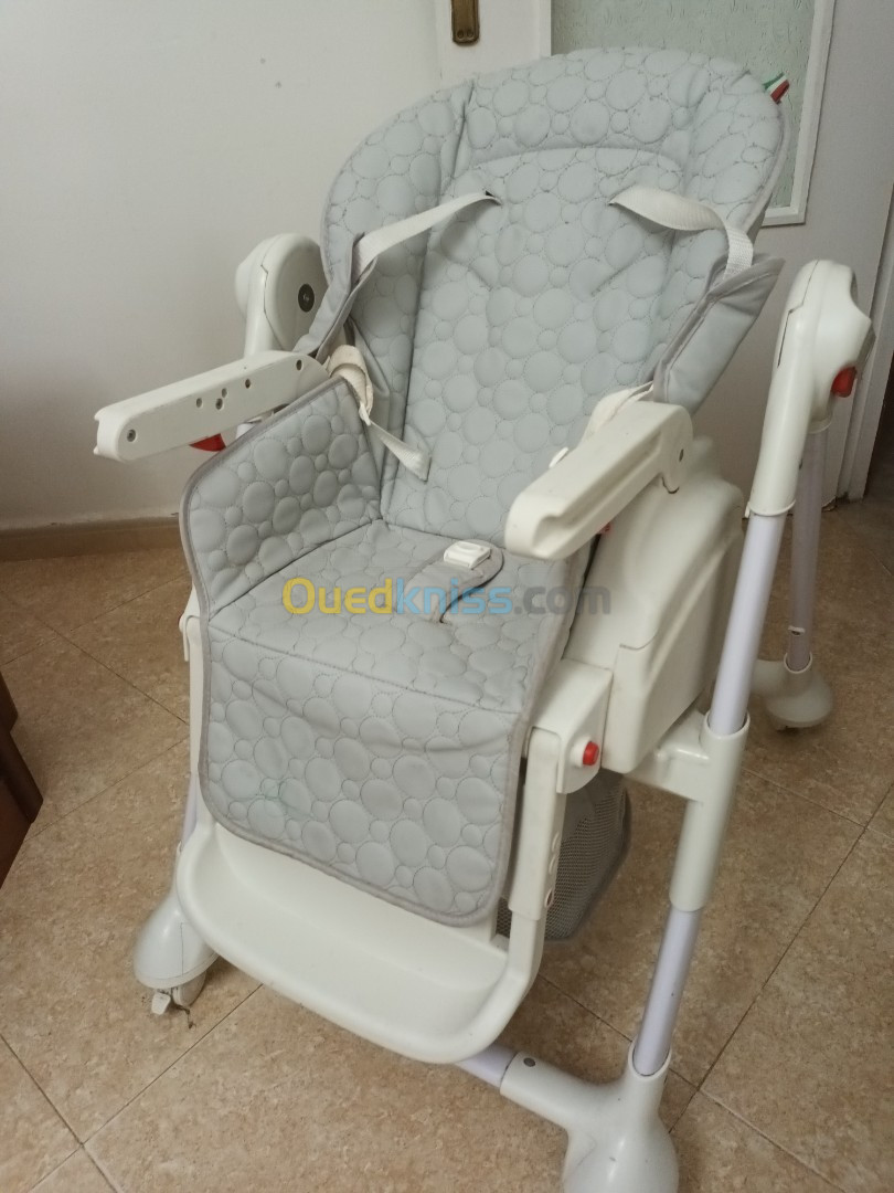 Chaise haute marque mini pouce