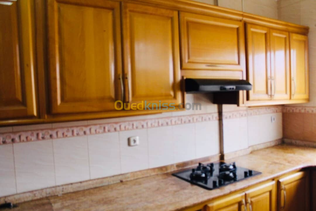 Vente Appartement F4 Alger Bordj el bahri