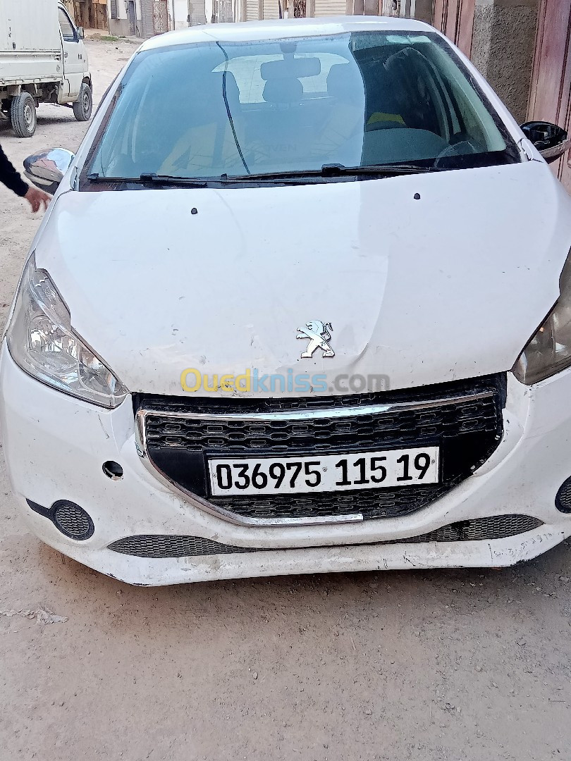 Peugeot 208 2015 Access