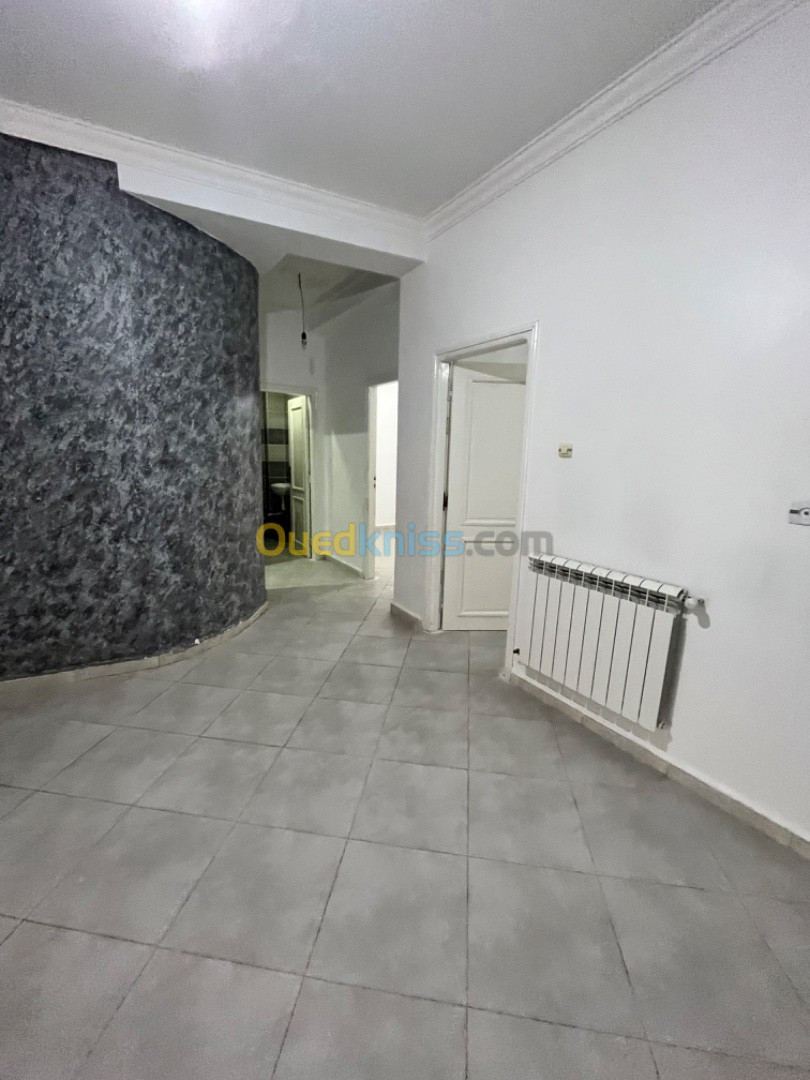 Location Appartement F04 Alger Bouzareah