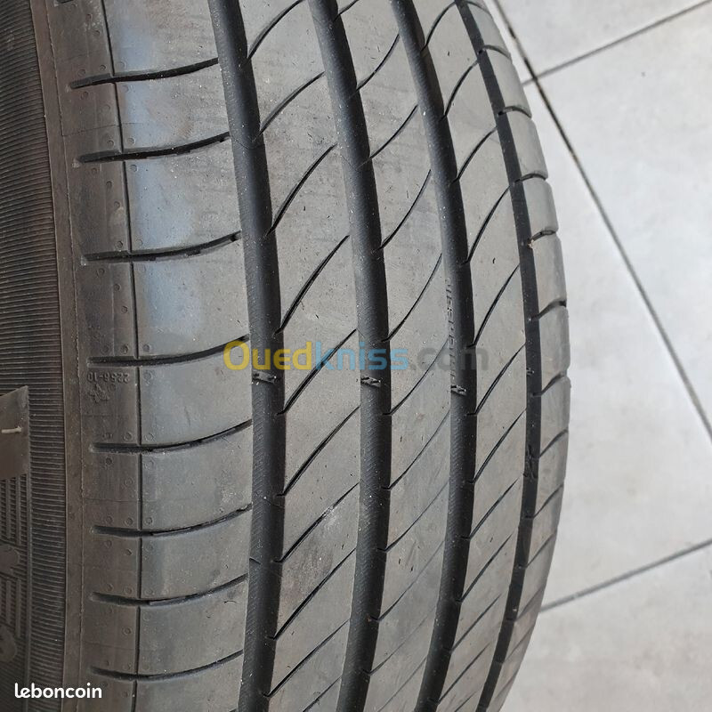 Pneu Michelin 205/ 55 / R16