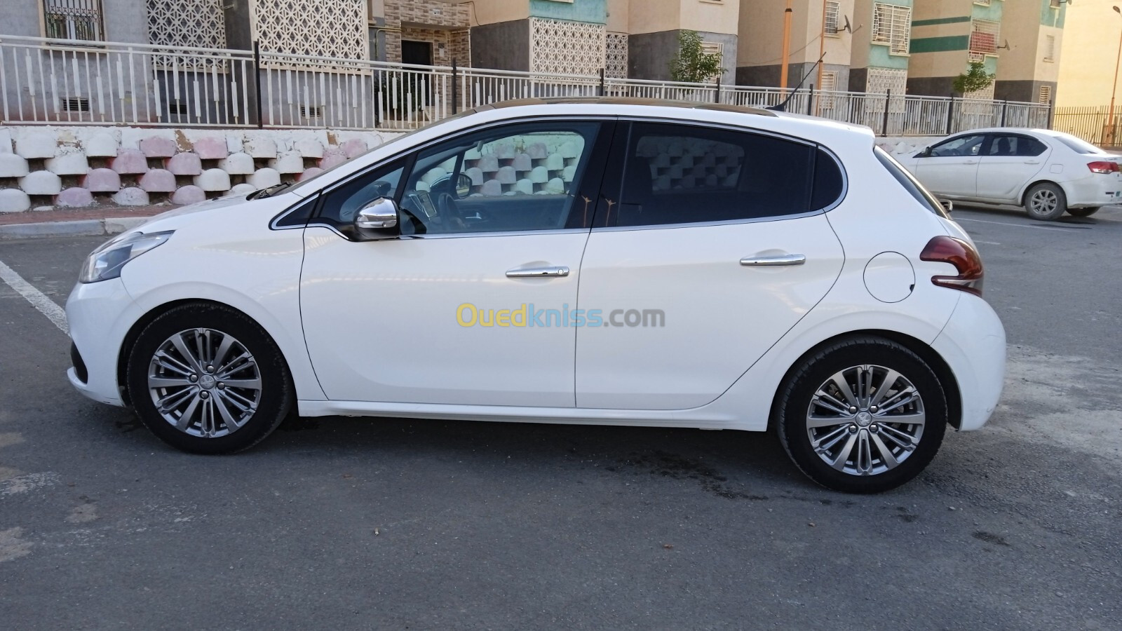 Peugeot 208 2019 Allure Facelift