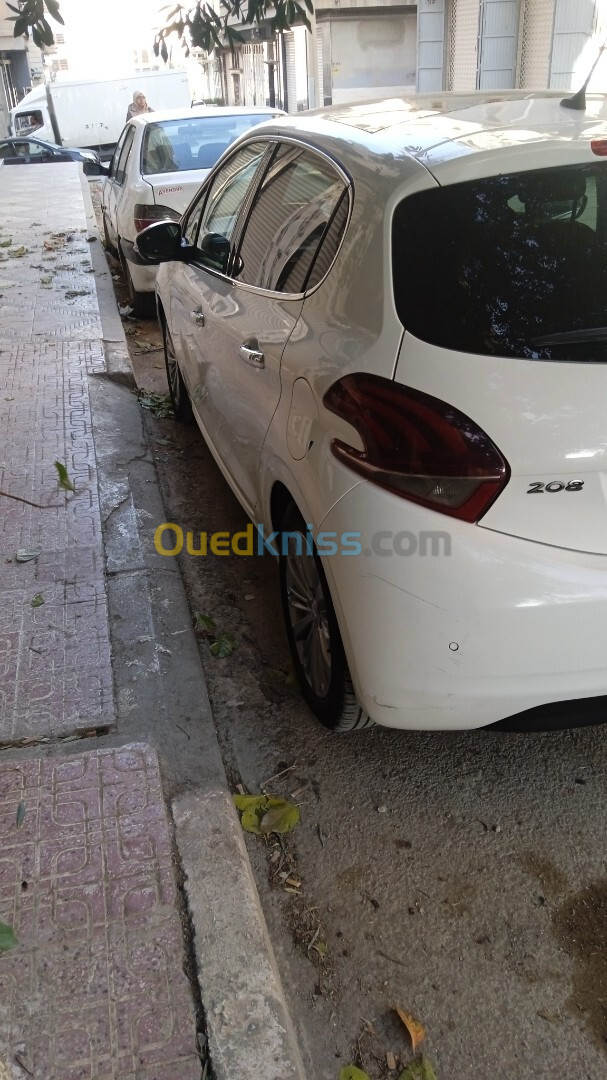 Peugeot 208 2019 Allure Facelift