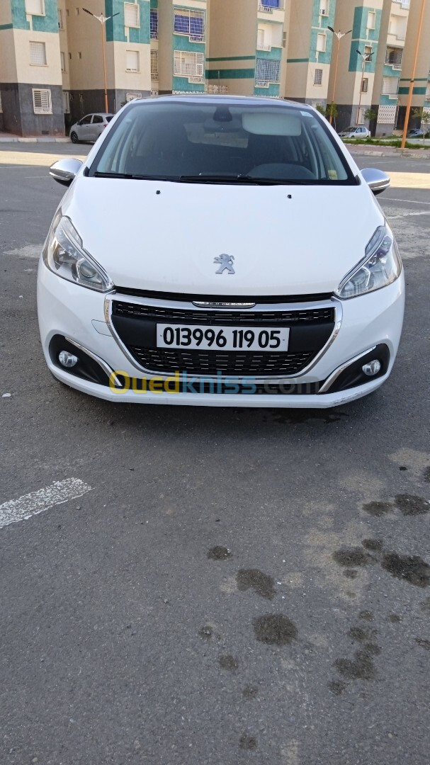 Peugeot 208 2019 Allure Facelift