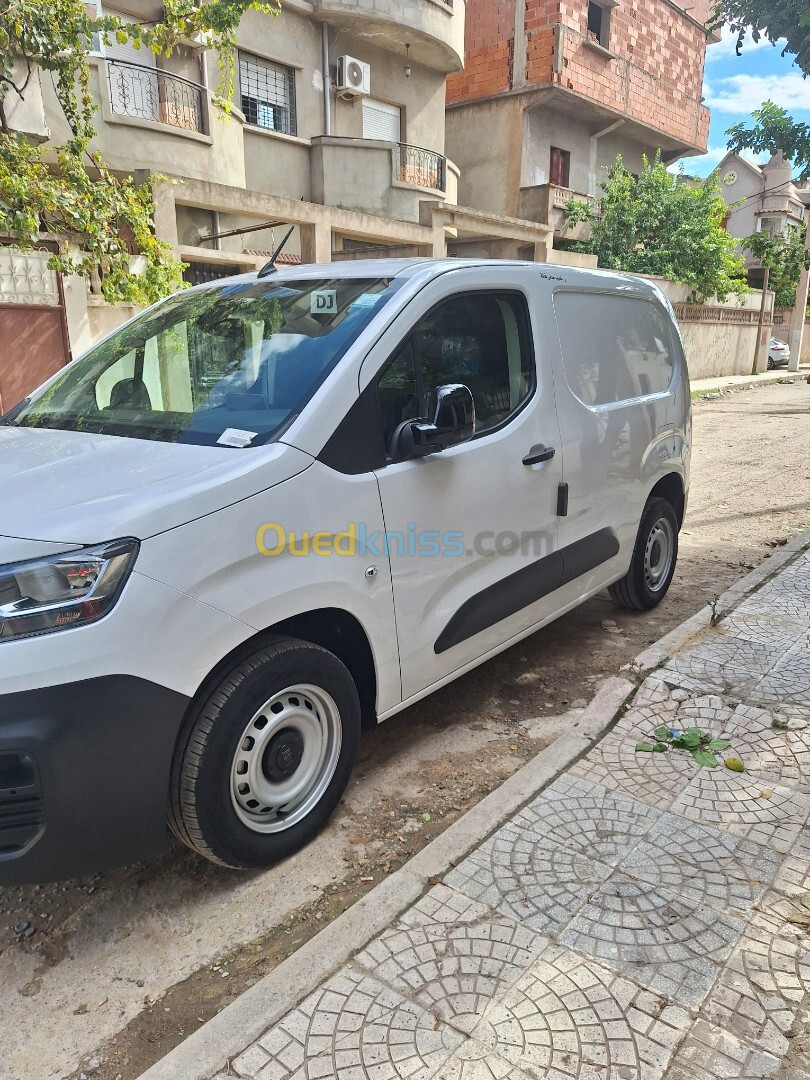 Fiat Doblo talian 2024 Forgon