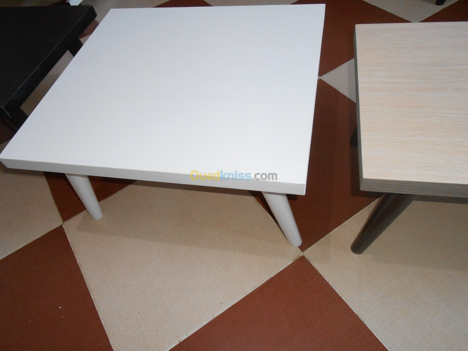 TABLES BASSE EN MDF MODERNE