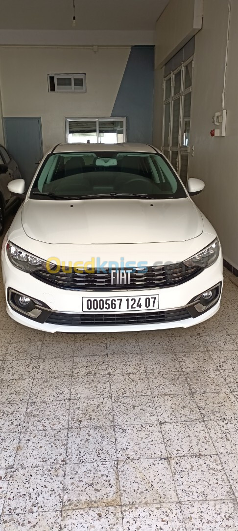 Fiat Fiat Tipo 2024 Urban ples