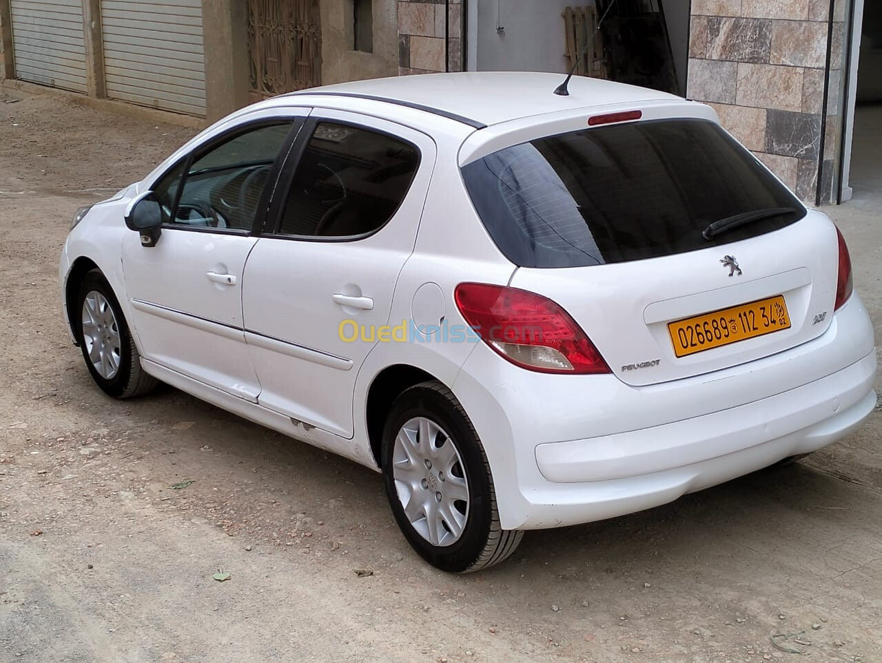 Peugeot 207 2012 Fennec