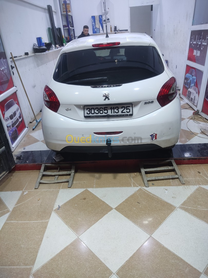 Peugeot 208 2013 208