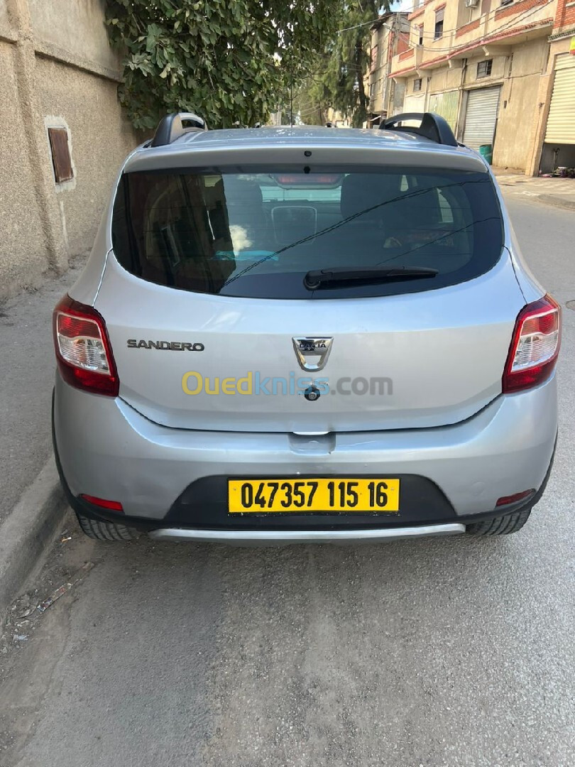 Dacia Sandero 2015 