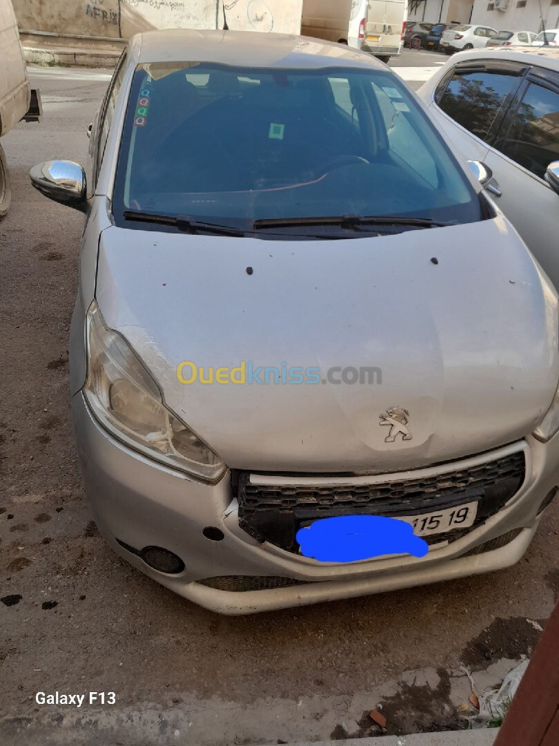 Peugeot 208 2015 Access