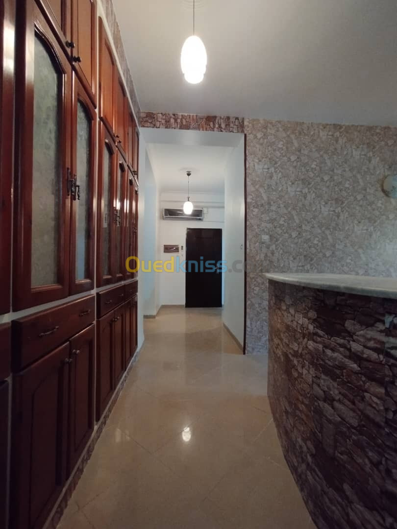 Location Appartement F5 Alger Ain naadja