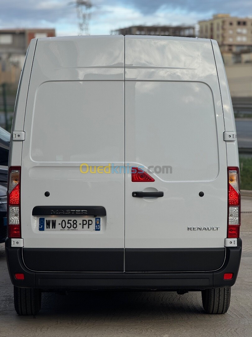 Renault Master 2024 