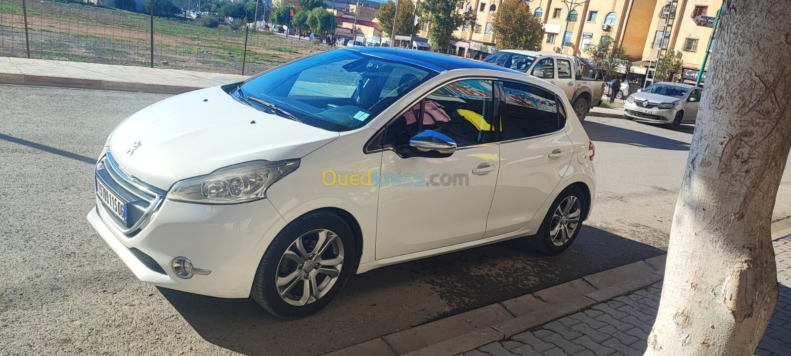 Peugeot 208 2015 Active