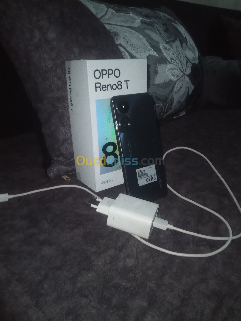 Opop Reno 8 T