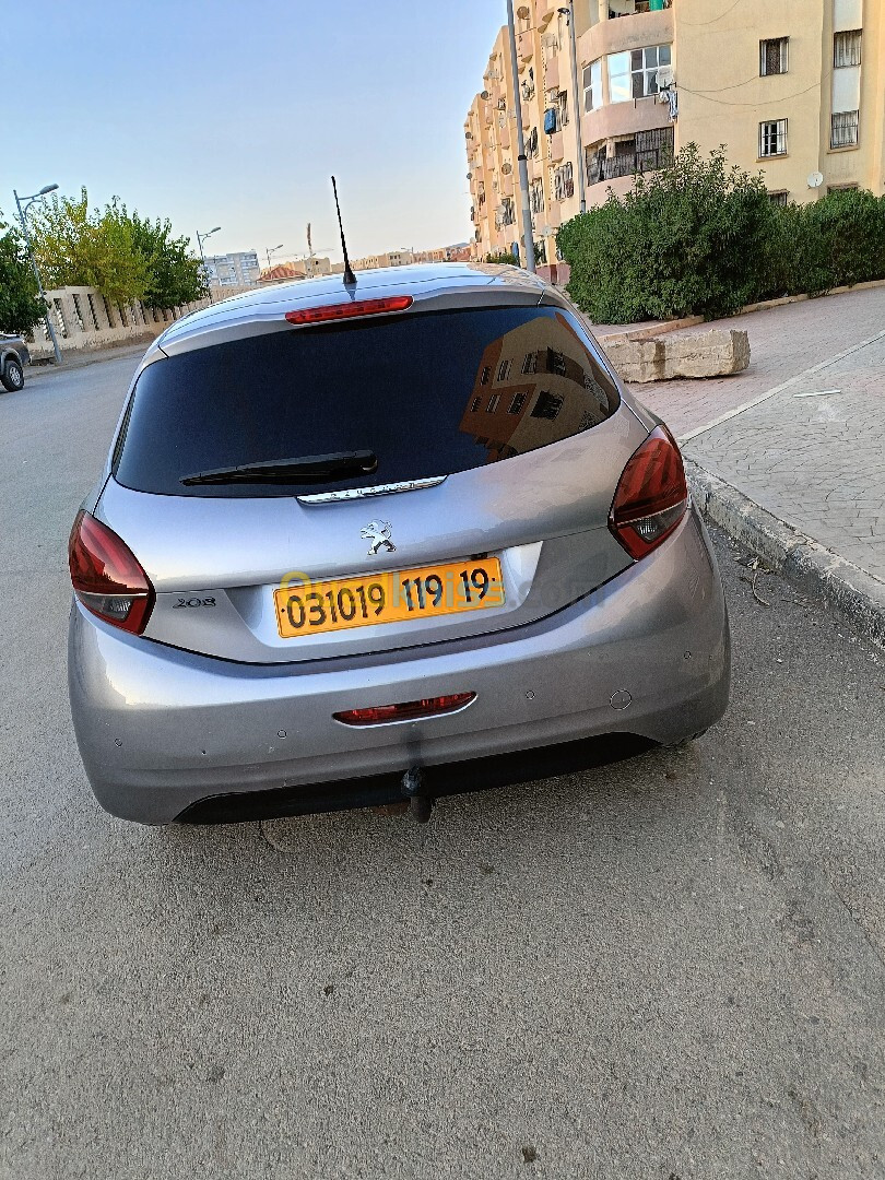 Peugeot 208 2019 Allure Facelift