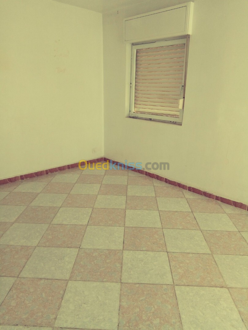 Location Appartement F3 Alger Dely brahim