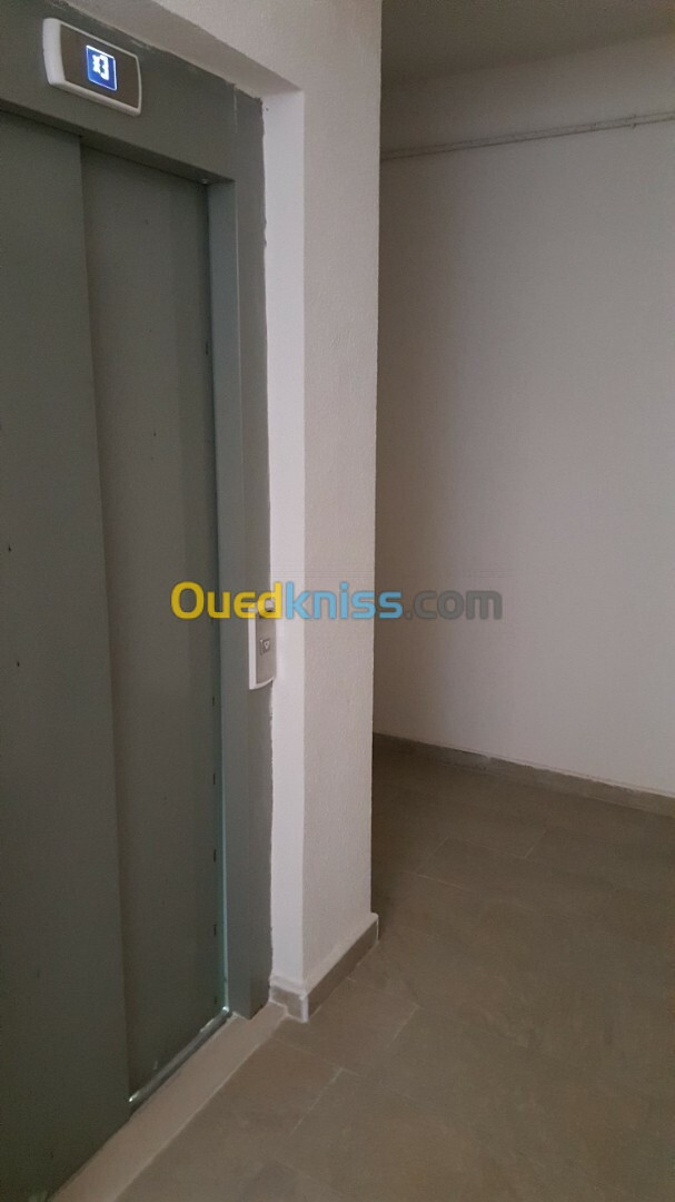 Vente Appartement F5 Alger Souidania