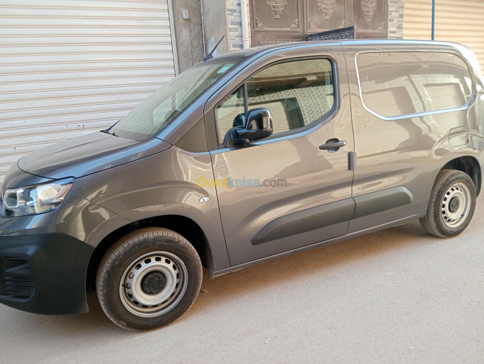 Fiat Doblo 2024 Italy