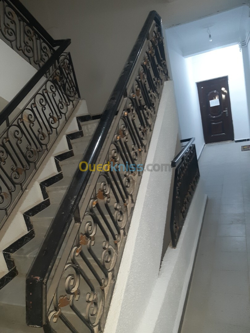 Vente Appartement F2 Alger Hydra