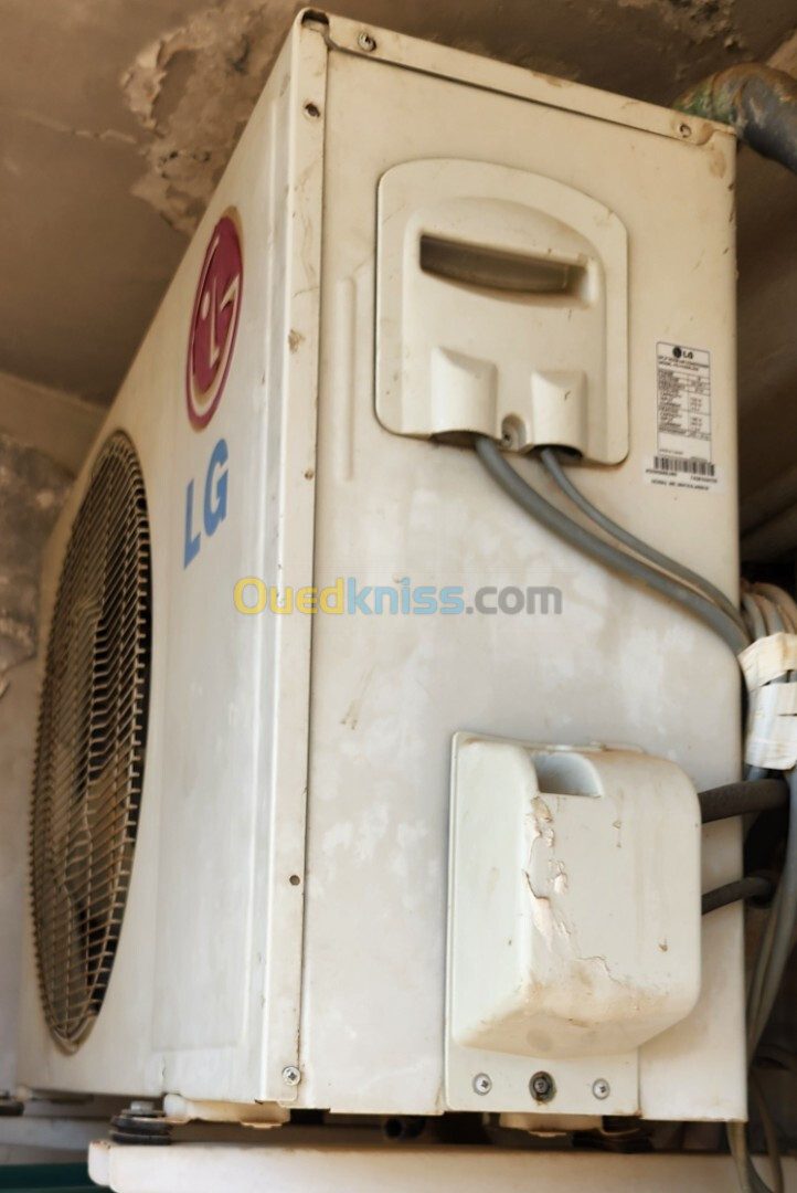 VEND CLIMATISEUR SPLIT  LG 24000 BTU